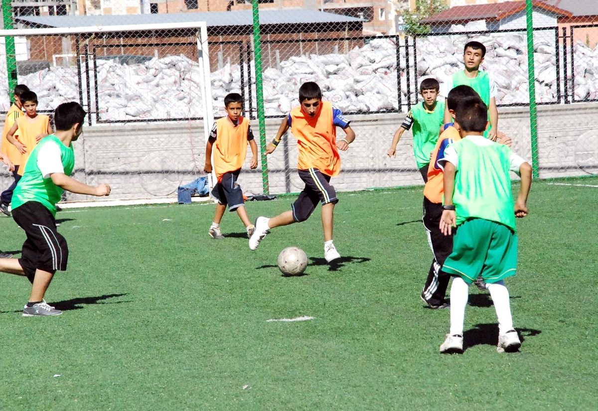Yaz Kur\'an Kursu Öğrencileri Futbol Turnuvasında