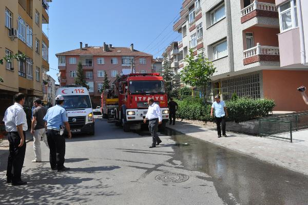 Apartmanın Elektrik Panosunda Korkutan Patlama
