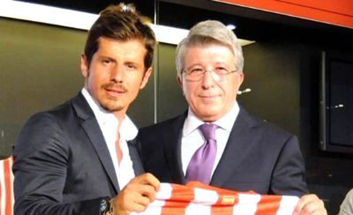 Atletico Madrid, Emre\'yi Basına Tanıttı
