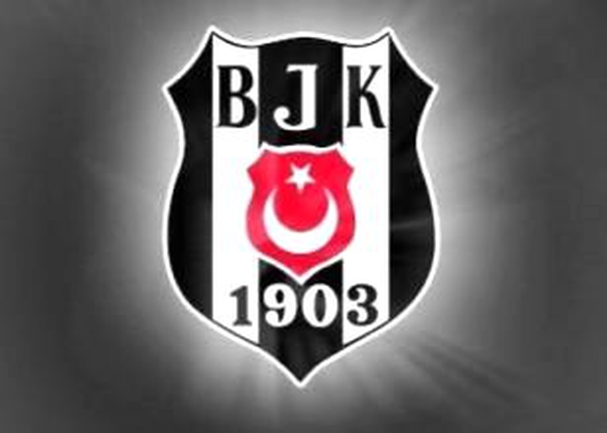 Beşiktaş Sivok ile 3 Yıllık Sözleşme Yeniledi