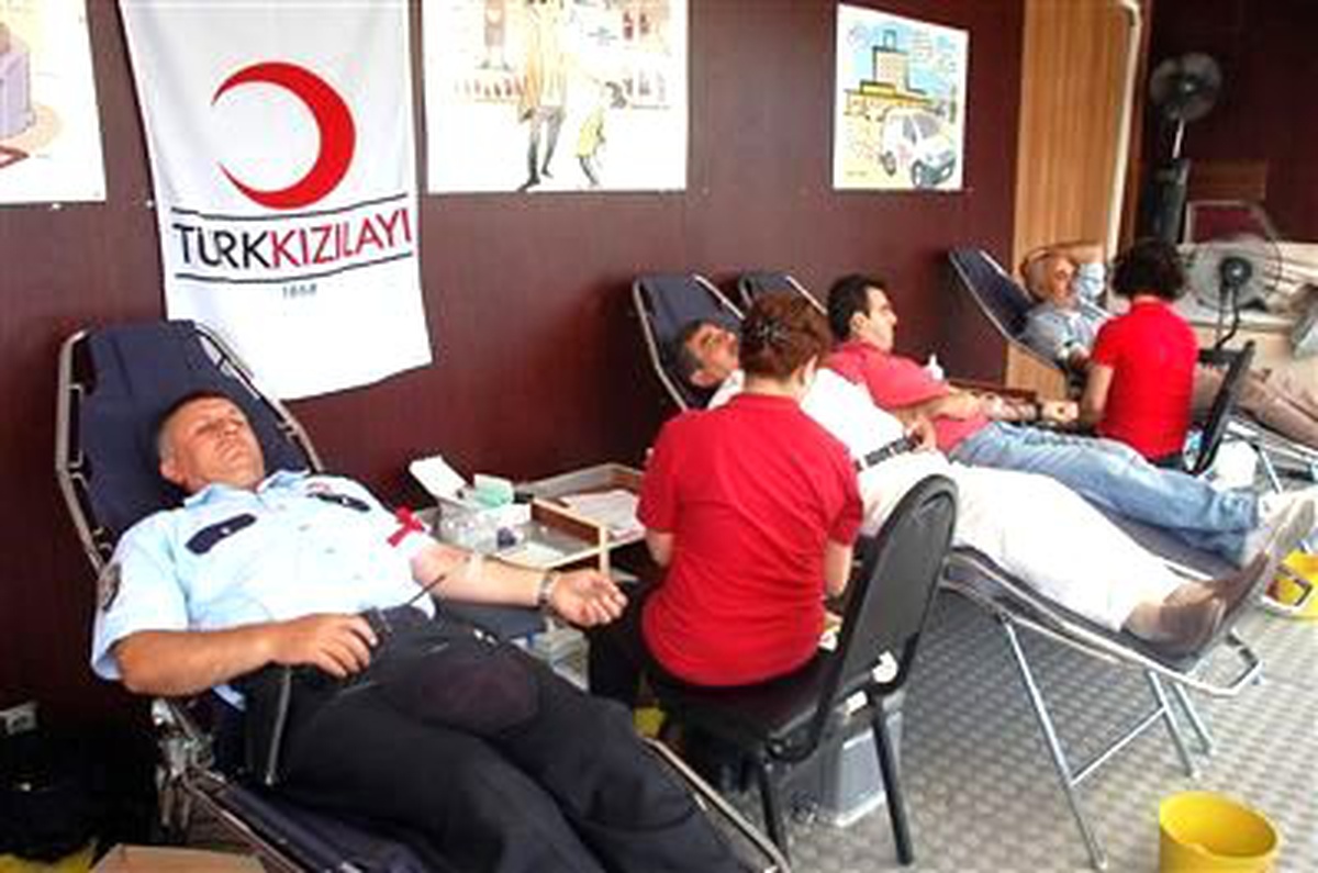 Bozüyük\'te Kan Bağışı Kampanyası