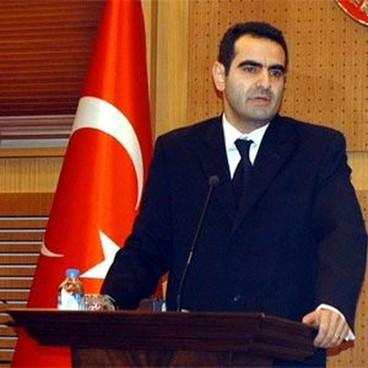 Dışişleri\'nden "Dropbox" Açıklaması Dışişleri Sözcüsü Ünal."Dropbox Sisteminin Tamamen...