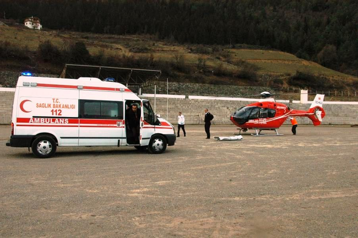 Hava Ambulansı Bu Kez Gökçınar Ailesinin Bebeği İçin Geldi