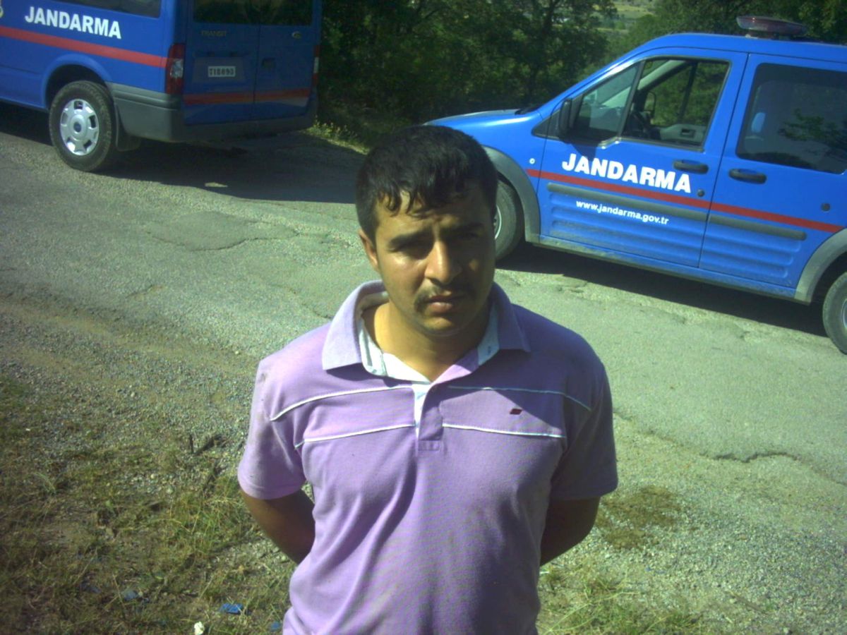 Jandarmadan Nefes Kesen Kovalamaca