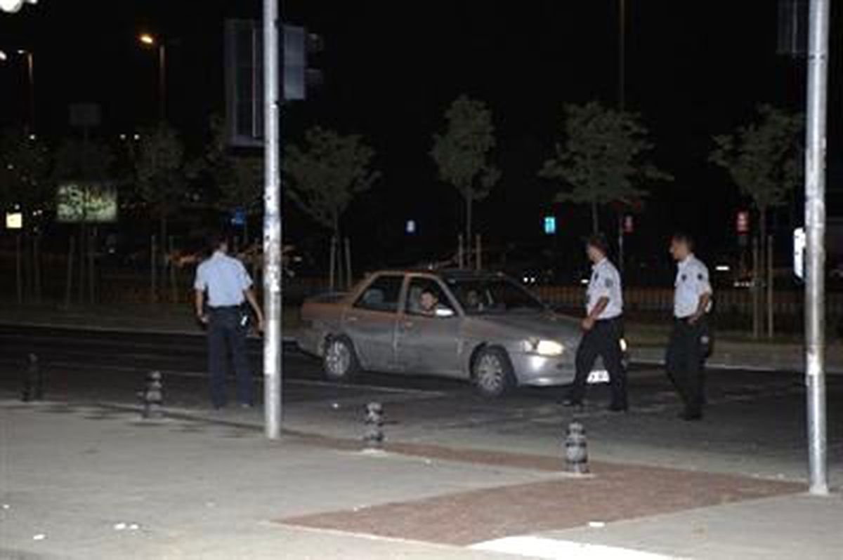 Kartal\'da Silahlı Kavga: 4 Yaralı