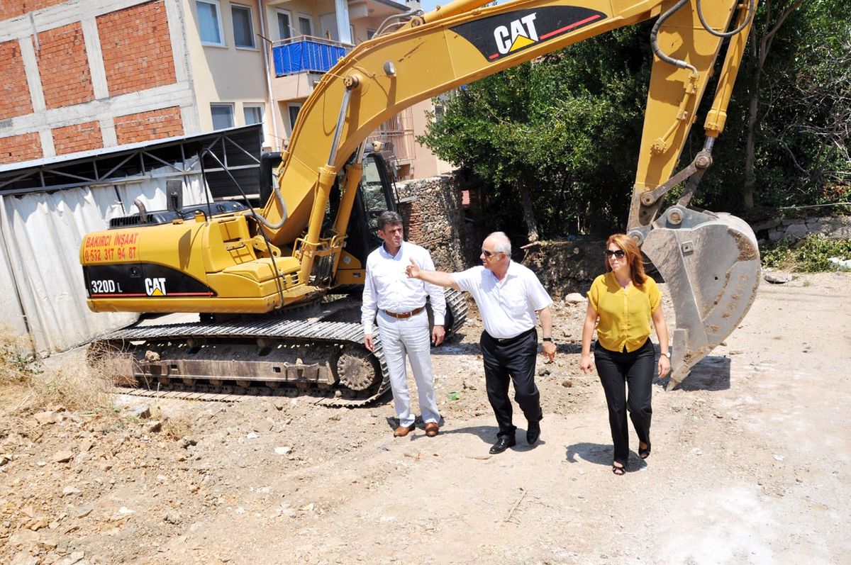 Öğretmen Evine İlk Kazma Vuruldu