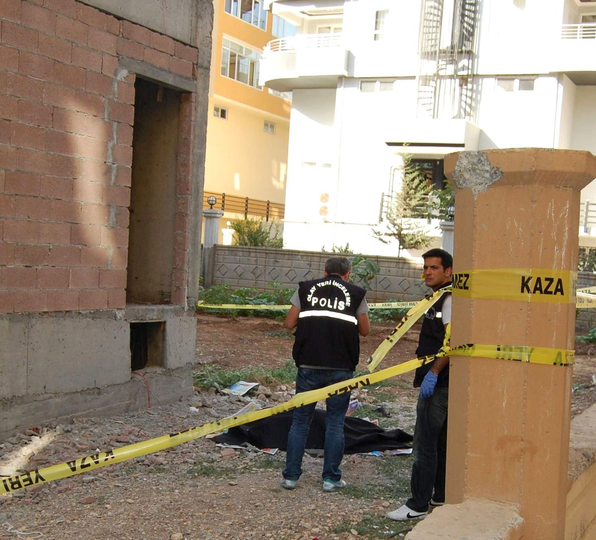 Şanlıurfa\'da İnşaattan Düşen İşçi Hayatını Kaybetti
