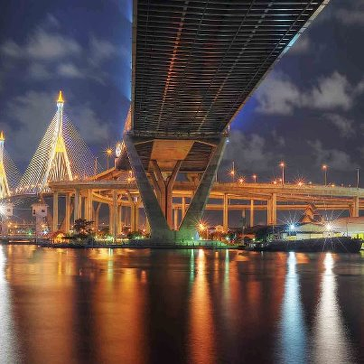 Tayland Expo 2012 Oyun Fuarı Bangkok\'da Kapılarını Ziyaretçilere Açtı