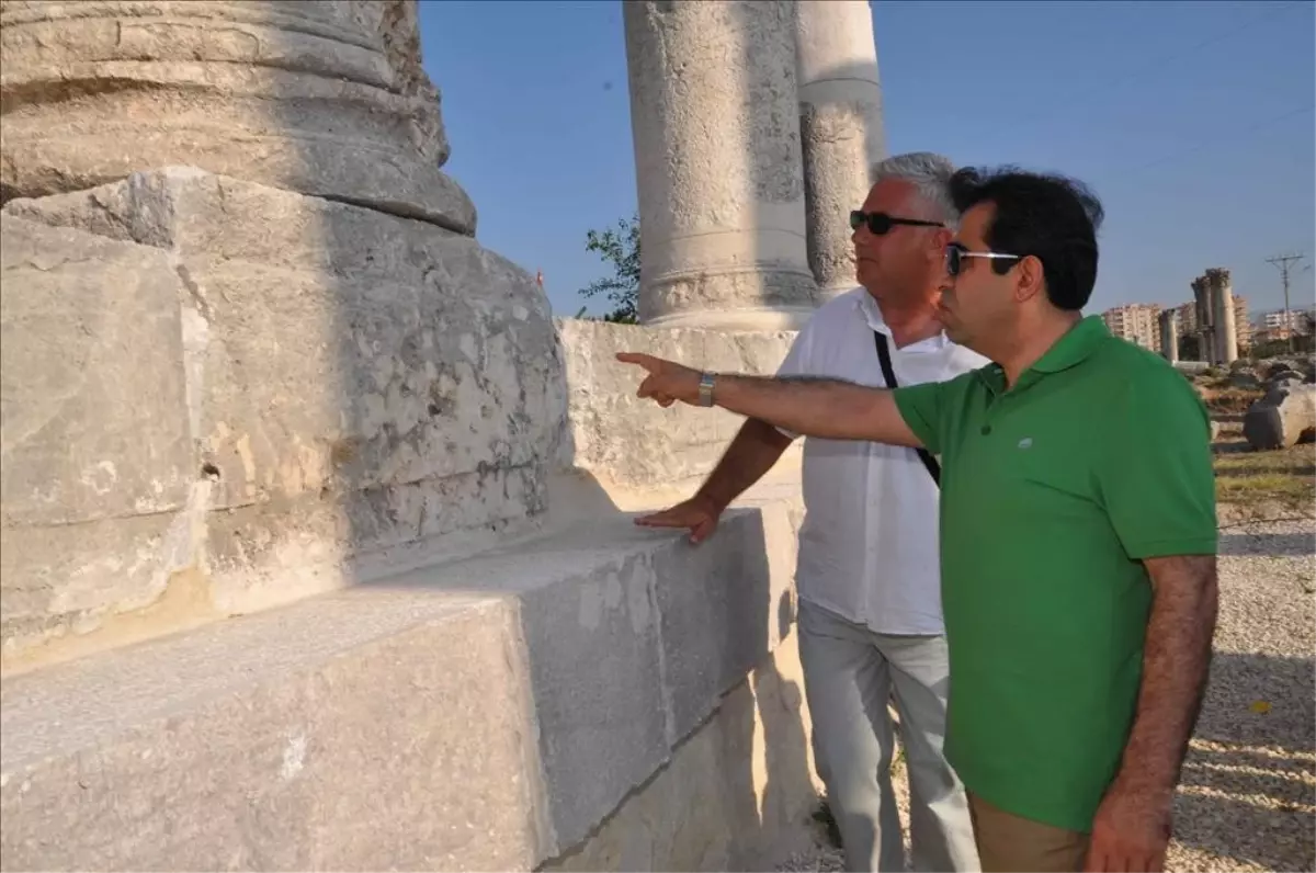Vali Güzeloğlu Soli Pompeıpolıs'te