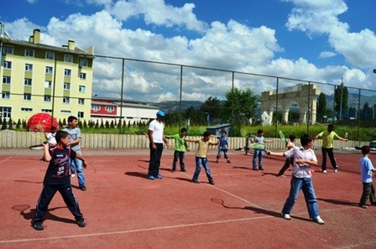 Yaz Spor Okulları 30 Ayrı Branşta Devam Ediyor