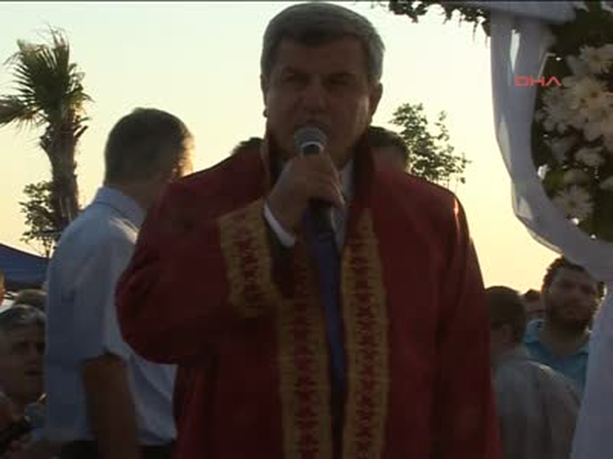 Başbakan Nikah Şahidi Oldu