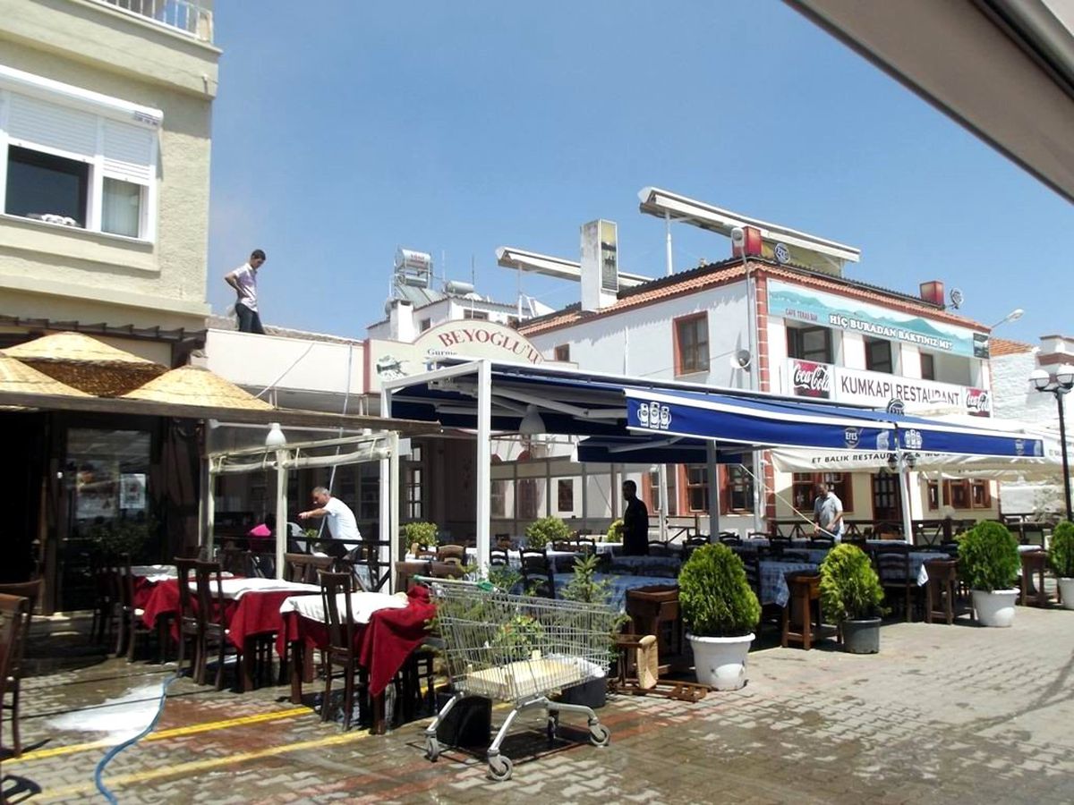 Cunda Adasında Korkutan Baca Yangını