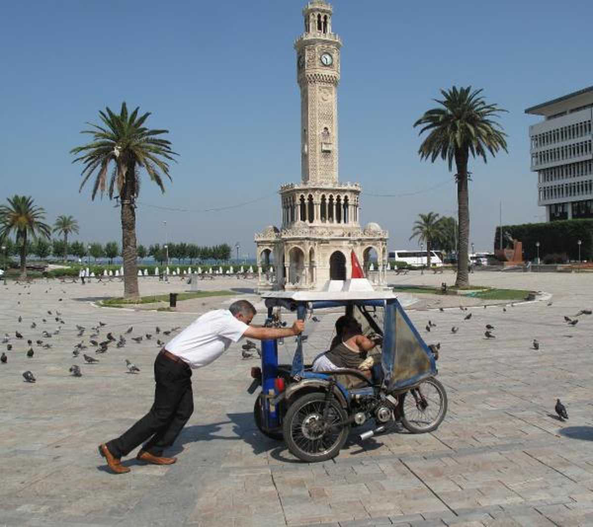 Kader Ona Gülmüyor