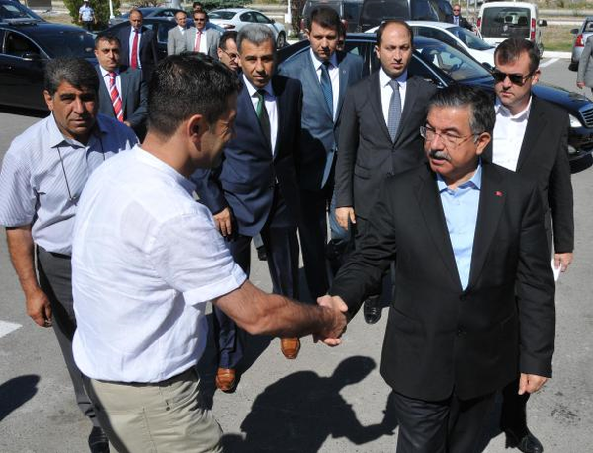 Milli Savunma Bakanı Yılmaz Sivas, İhl\'nin 50\'nci Yıl Etkinliğine Katıldı