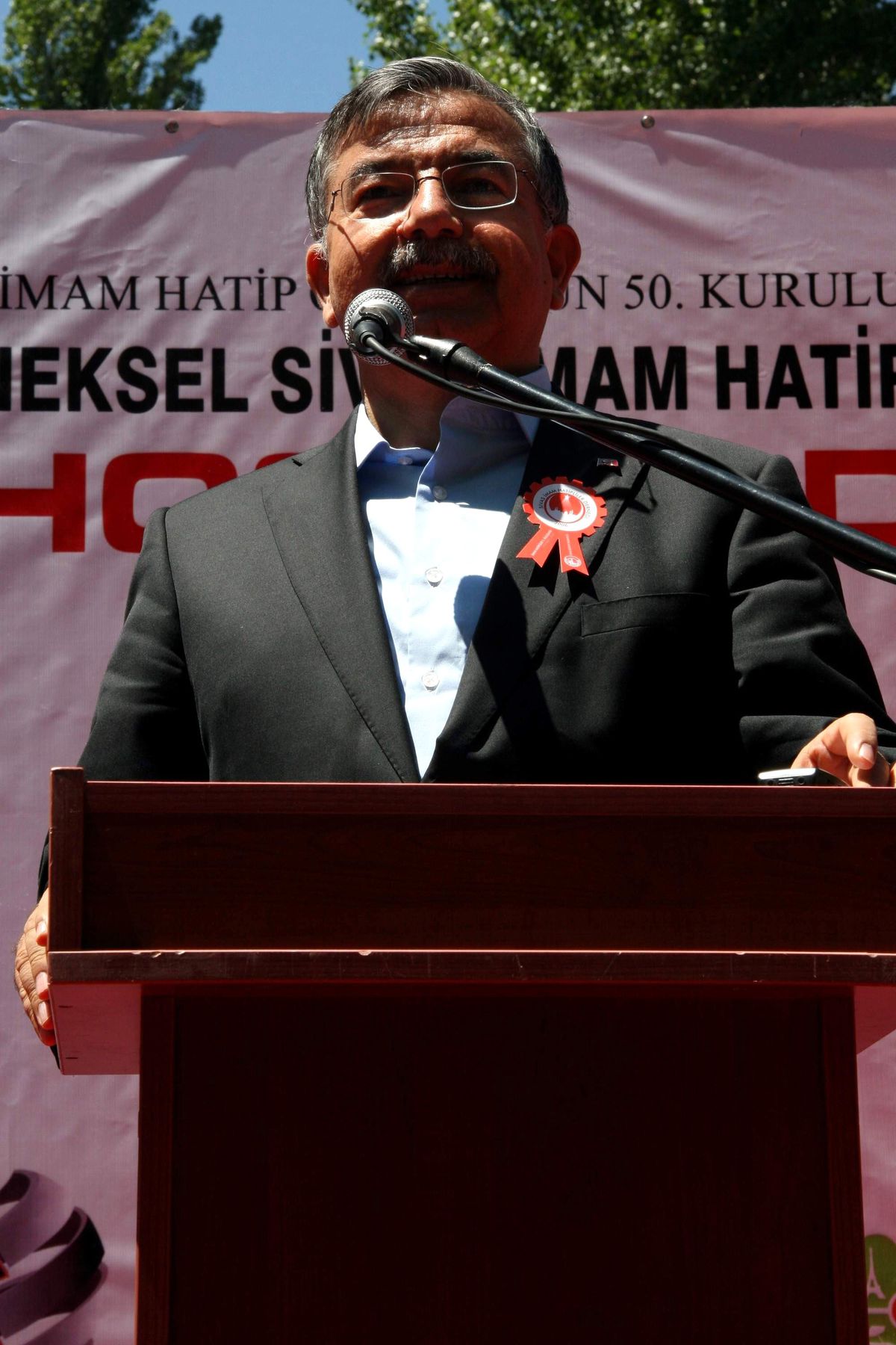 Milli Savunma Bakanı Yılmaz, Sivas\'ta