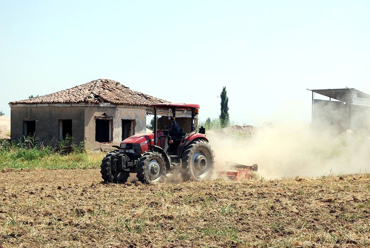 Salihli\'de Tarla Günü Düzenlendi