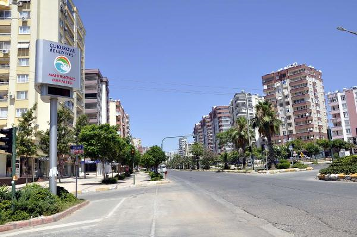 Sıcak, Adana\'yı \'Hayalet Kent\'e Döndürdü