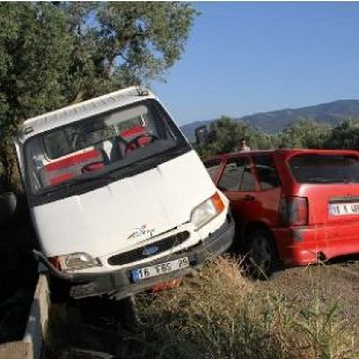 Sınava Yetişmeye Çalışırken Kaza Yaptı