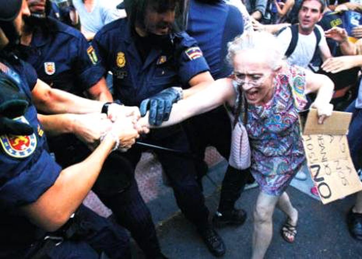 Sokaklarda Protestolar Dinmiyor