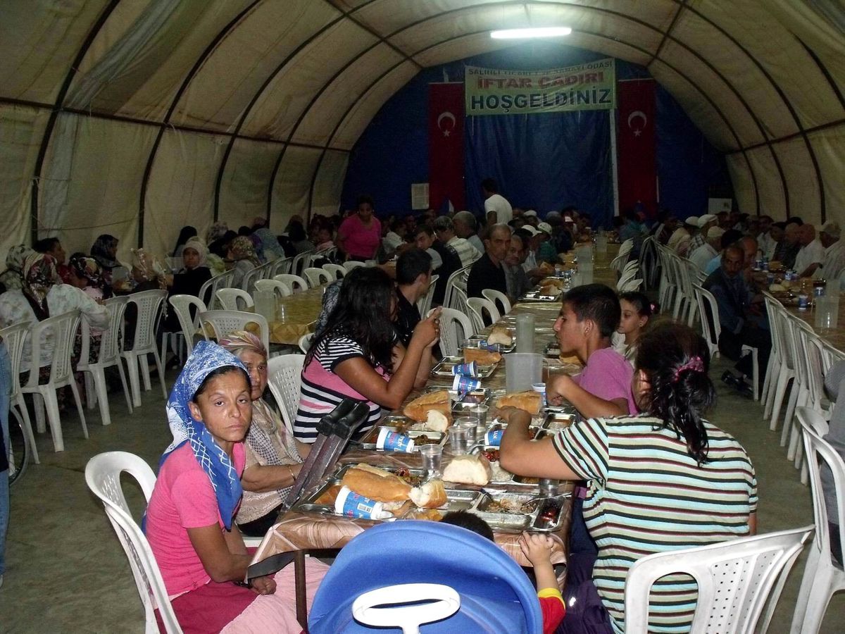 Tso, Kula ve Salihli\'de İftar Çadırı Kuracak