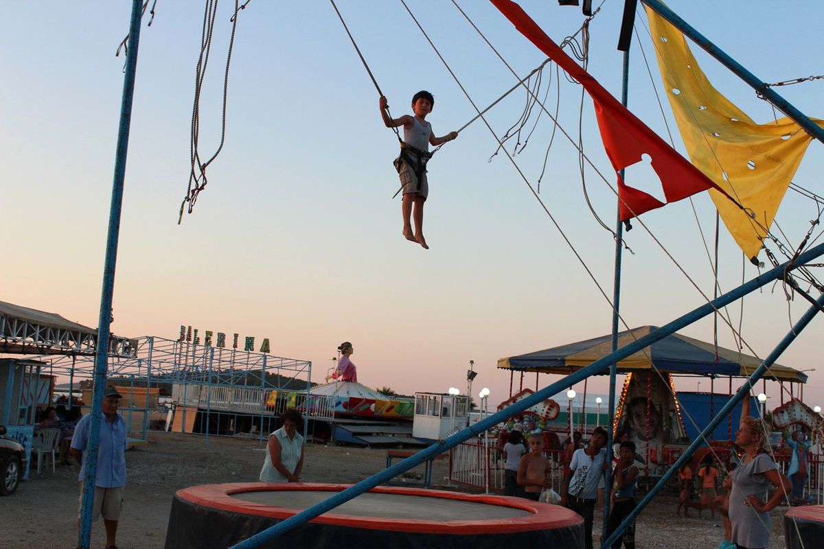 Urla\'ya Lunapark Kuruldu