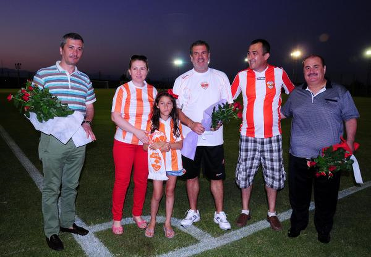 Adanaspor Topbaşı Yaptı