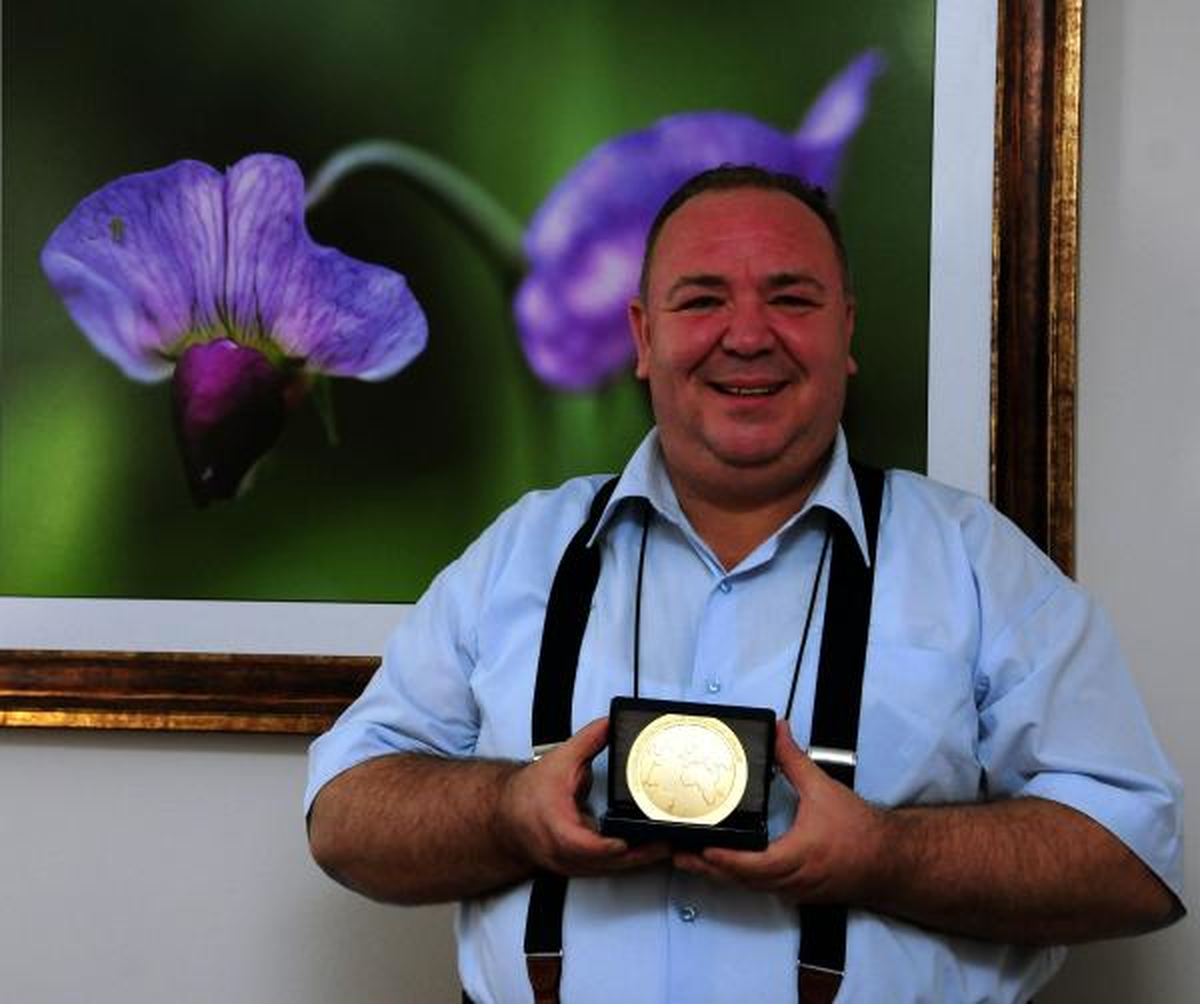 \'Adli Tıbbın Nobel\'i Türk Profesöre