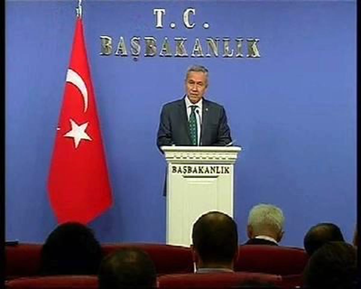 Arınç: Başbakan\'ın Rusya Ziyaretinde Suriye\'ye Karşı Yeni Yaptırımlar Gelebilir