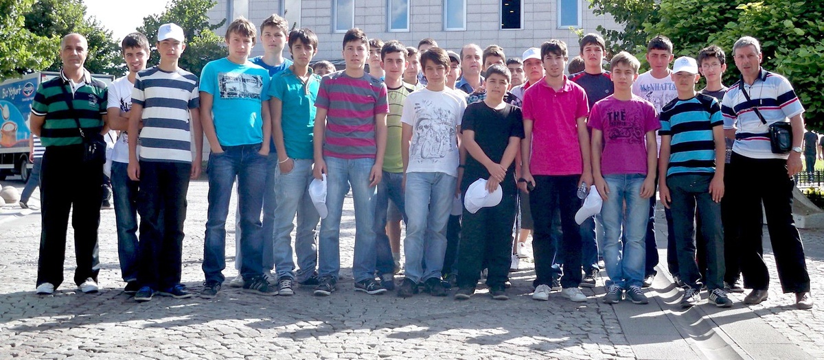 Balıkesir\'li Gençler Değişik Kültürleri Tanıyacak