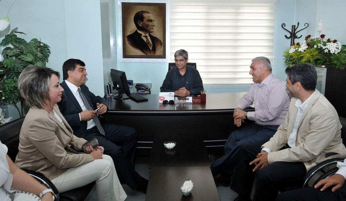 Başkan Fadıloğlu, CHP İl Yönetimini Ziyaret Etti