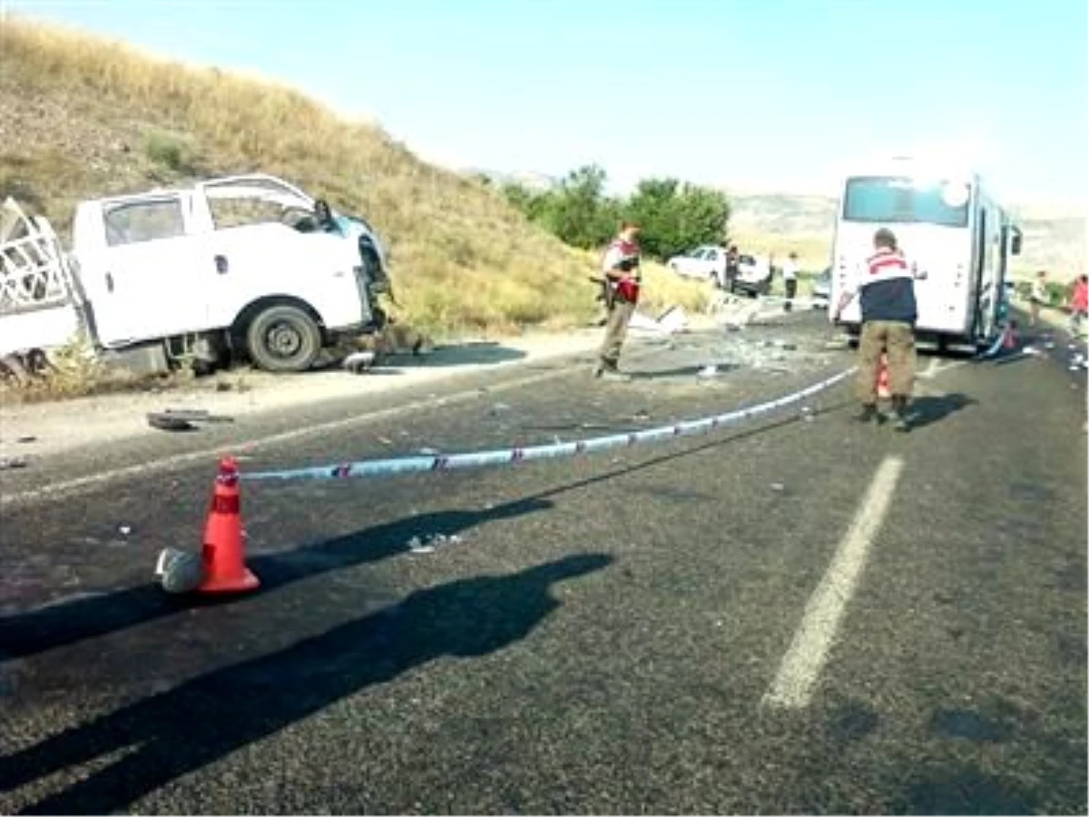 Beypazarı\'nda Trafik Kazası: 1 Ölü, 5 Yaralı