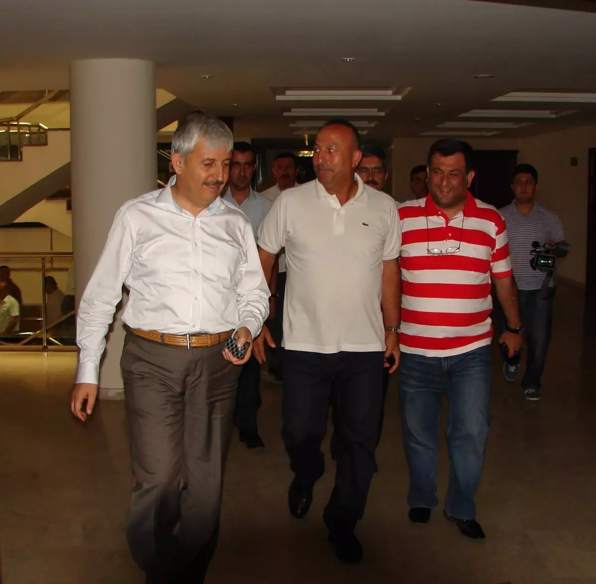 Çavuşoğlu Vatandaşların Sorunlarını Dinledi