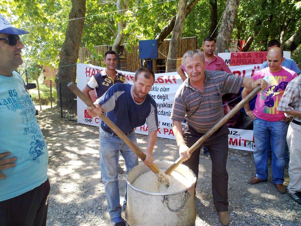 CHP\'liler 17. Kır Yemeğinde Bir Araya Geldiler