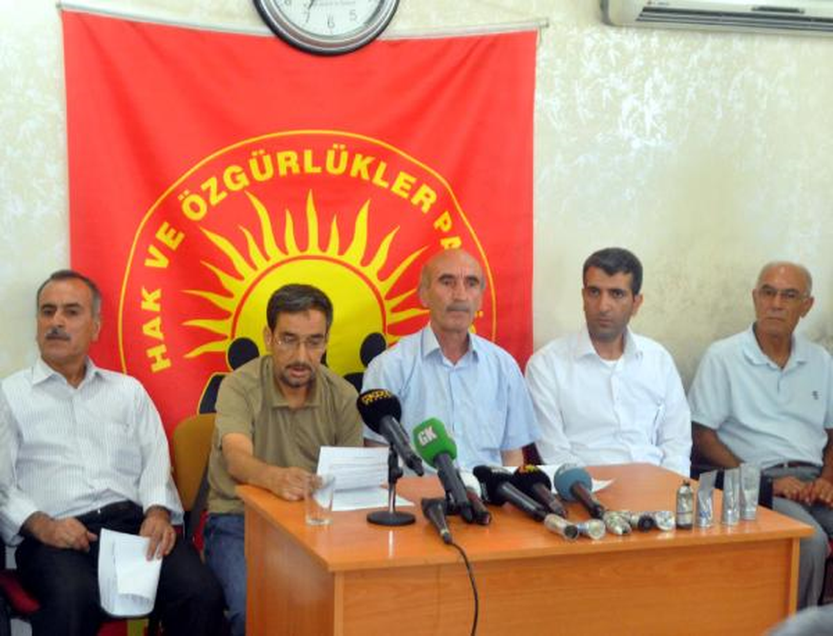 Diyarbakır\'daki Olaylar Kınandı