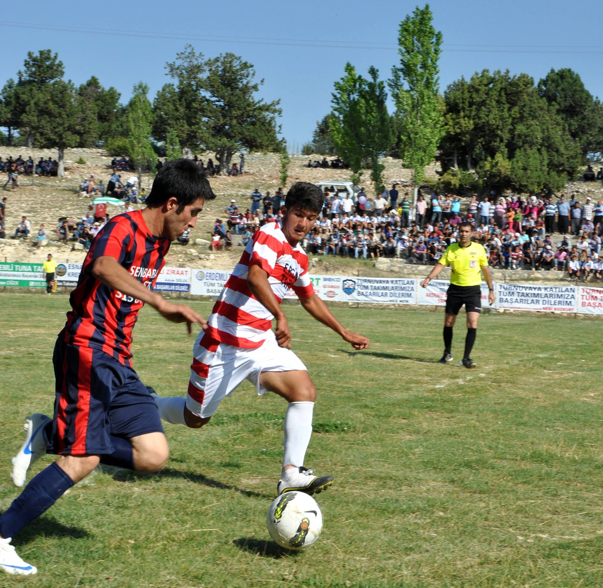 Erdemli Köylerinde Futbol Şöleni