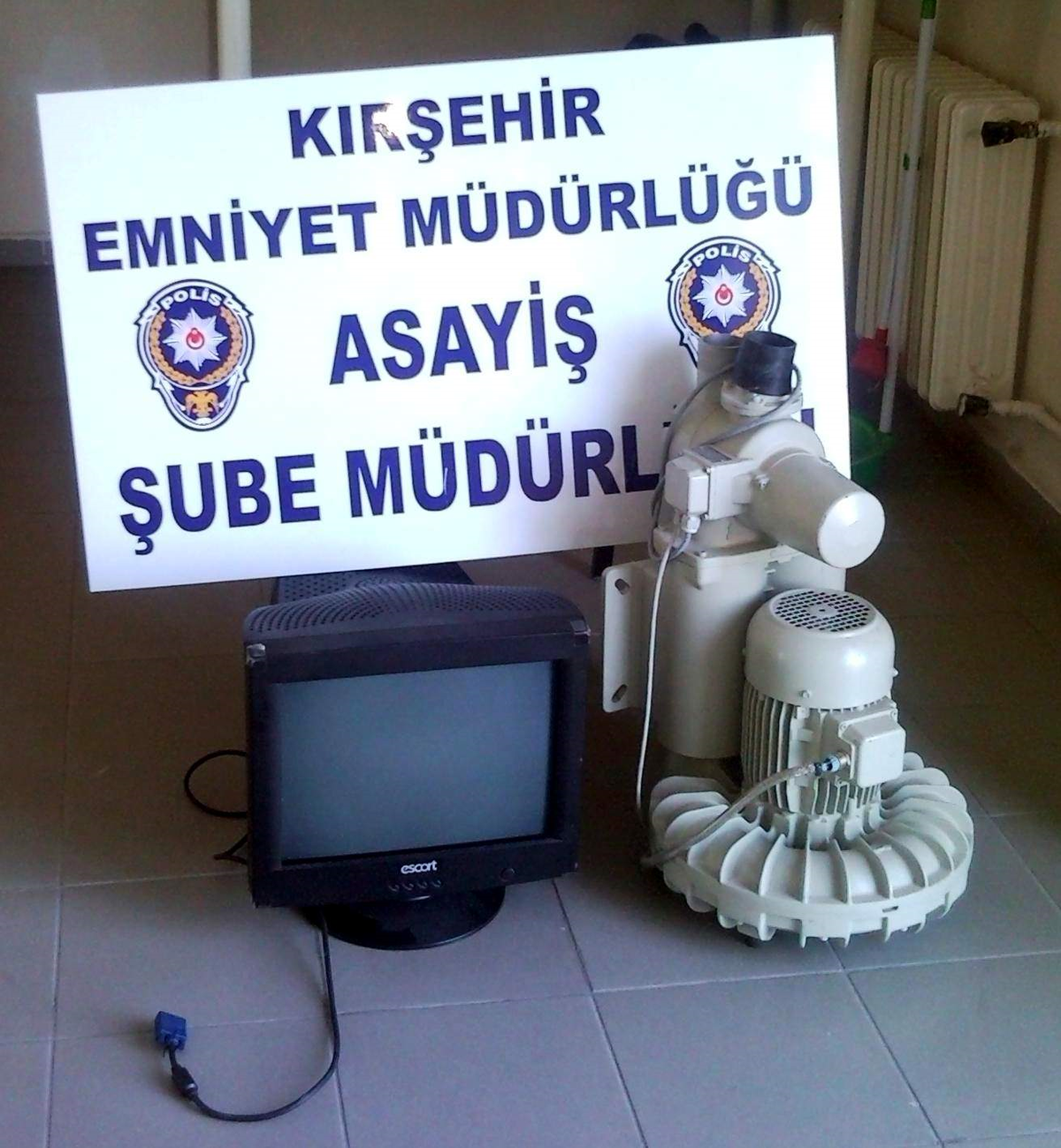Eski Hastane Deposunu Soydu, Yakalandı, Serbest Kaldı