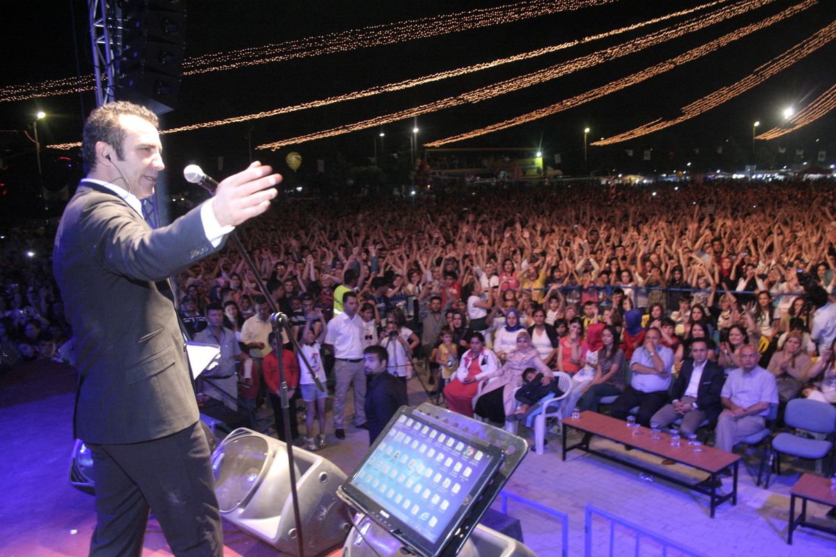 Ferhat Göçer Konya\'yı Salladı