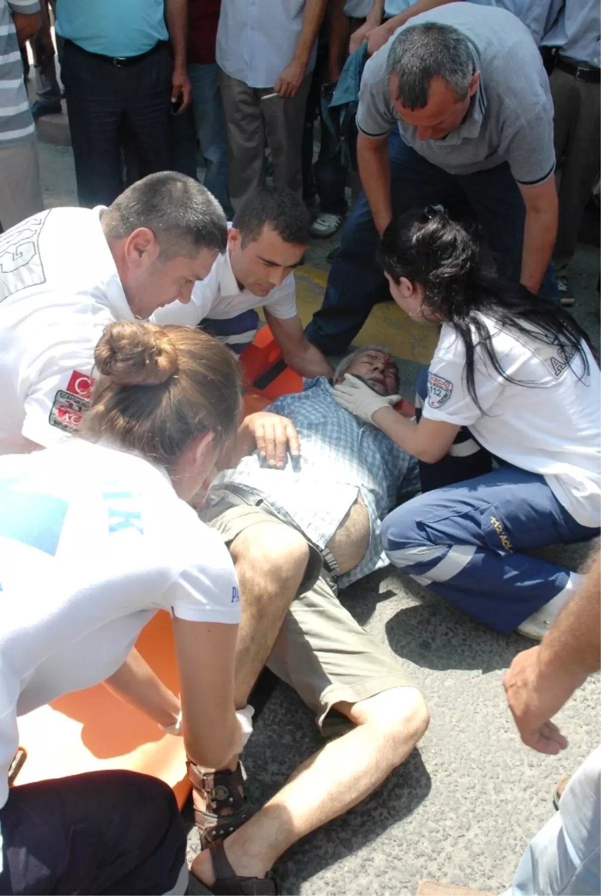 Halk Otobüsünün Çarptığı Şahıs Ağır Yaralandı