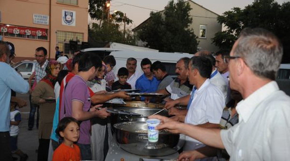 İlk İftar Sofrası Topucak Mahallesinde Kurulacak