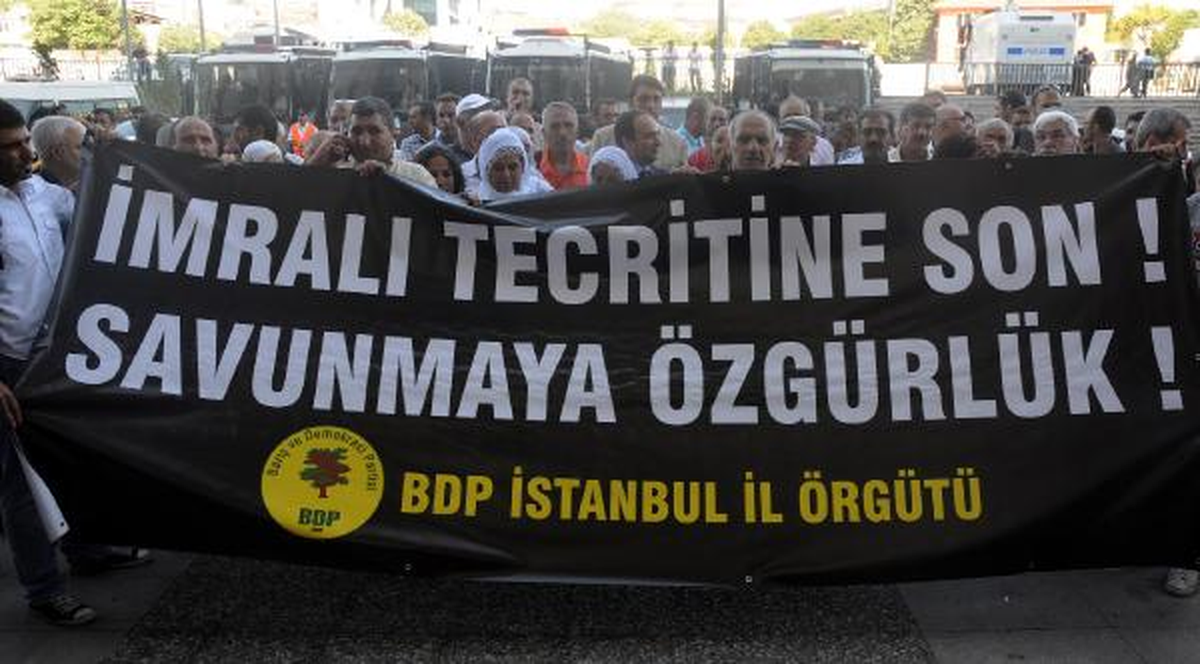 KCK\'da Duruşma Öncesi Eylem