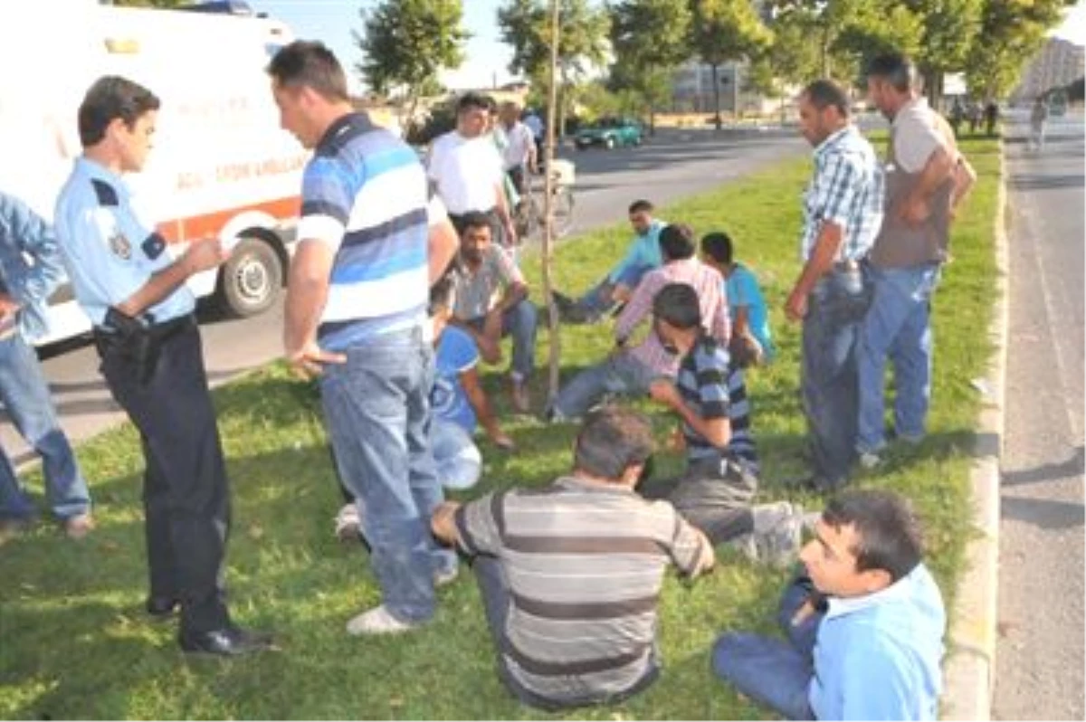 Konya\'da Kaza 18 Yaralı