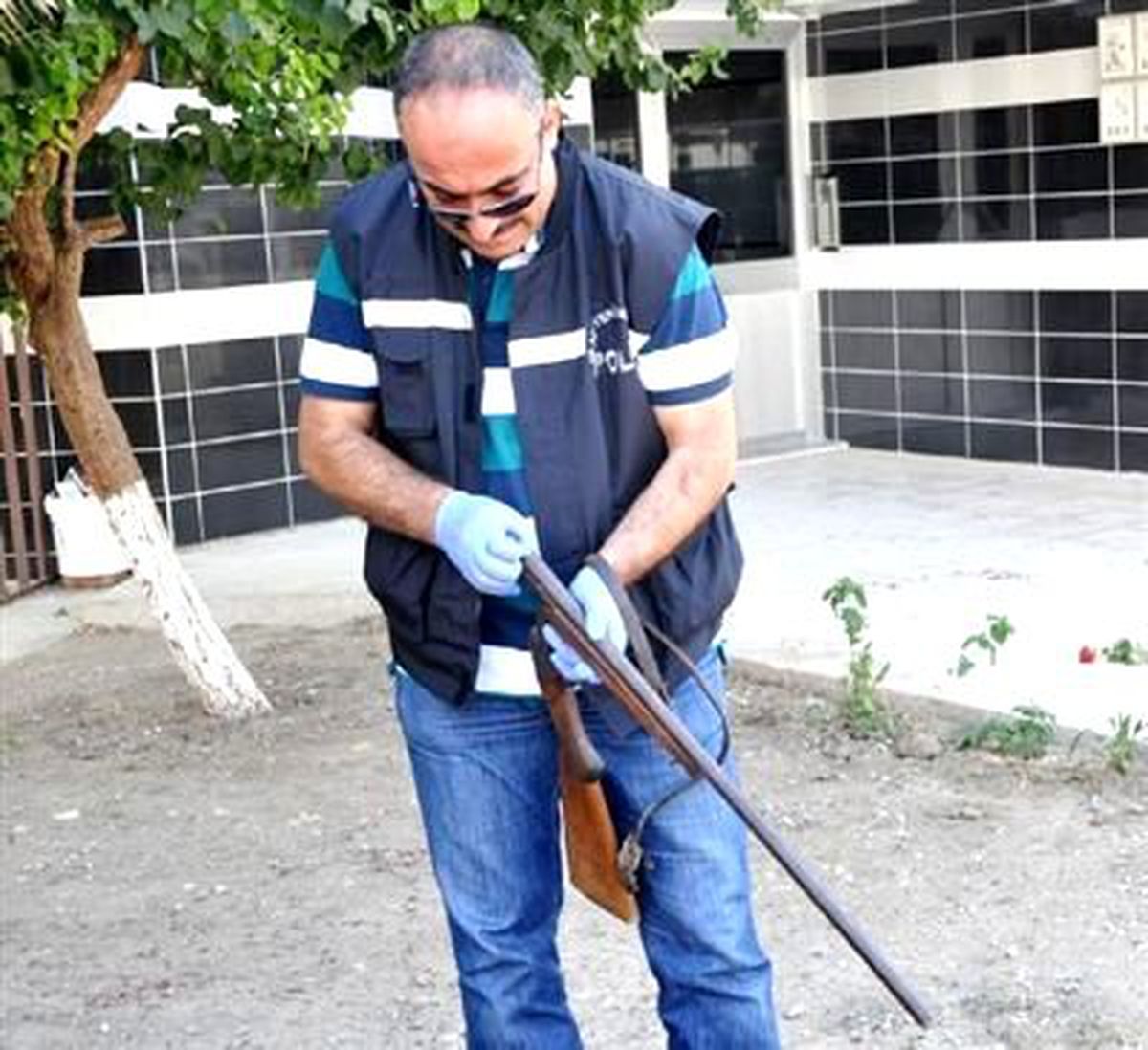 Sincap Sandığı Oğlunu Tüfekle Öldürdü