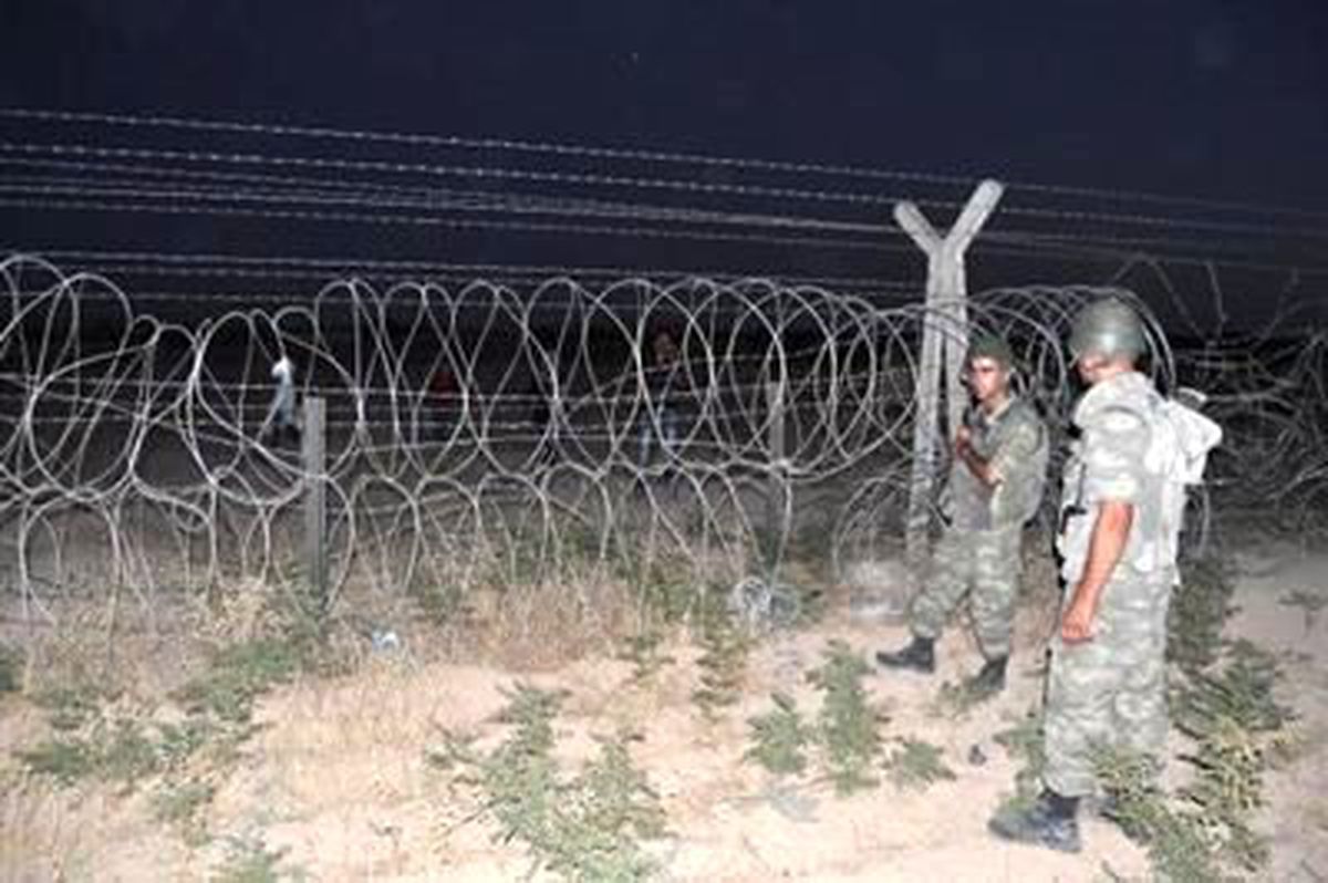 50 Suriyeli Türkiye\'ye Geldi