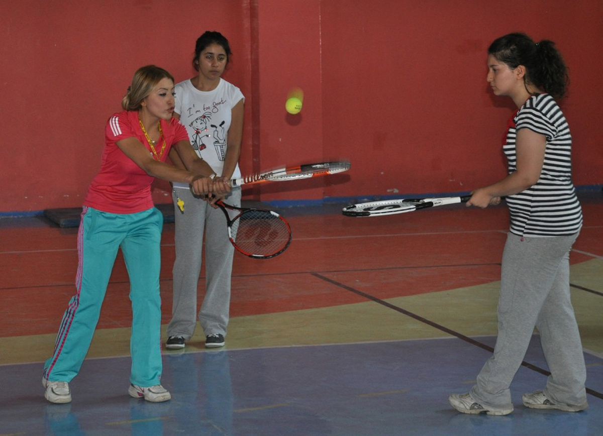 Tenis Sporuna İlgi Artıyor