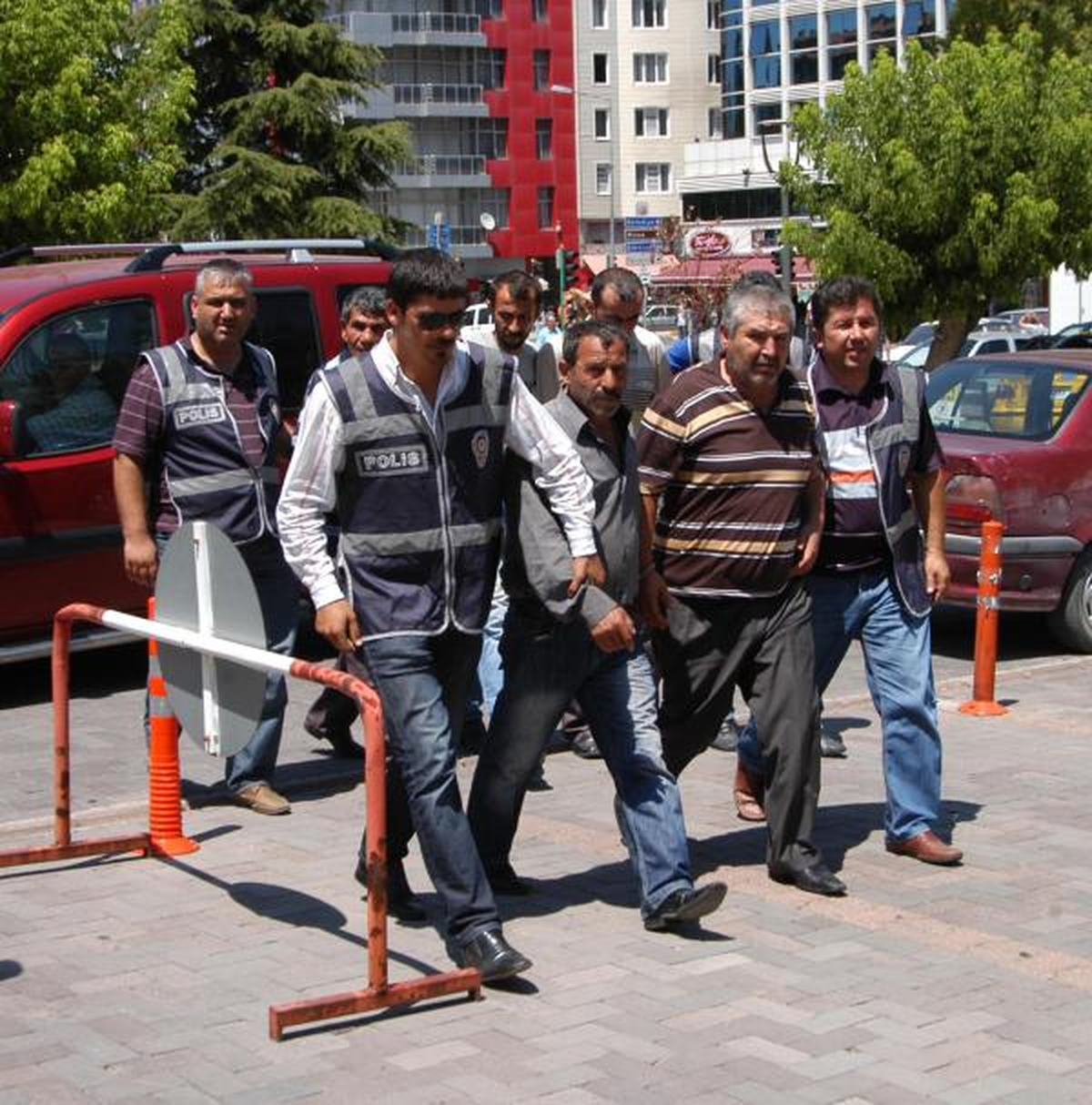 Uşak\'ta Fuhuş Çetesi Çökertildi