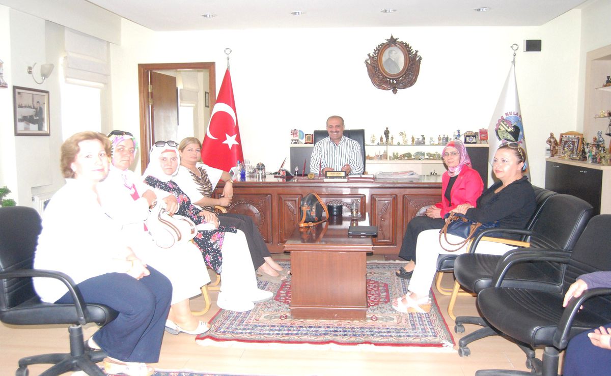 AK Parti Kadın Kolları Başkanı Uygur\'dan Başkan Aşkın\'a Ziyaret