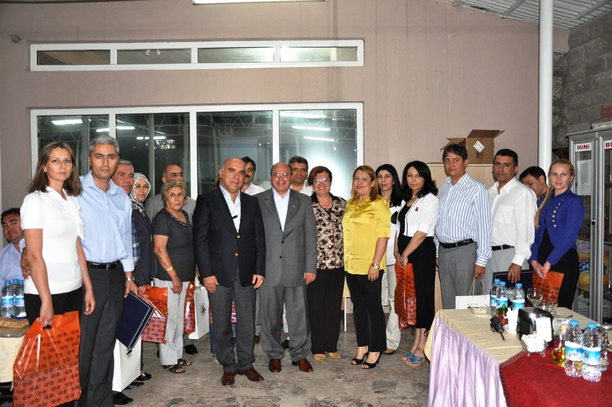 Ataması Çıkan Rütbeli Emniyet Personeline Veda Yemeği
