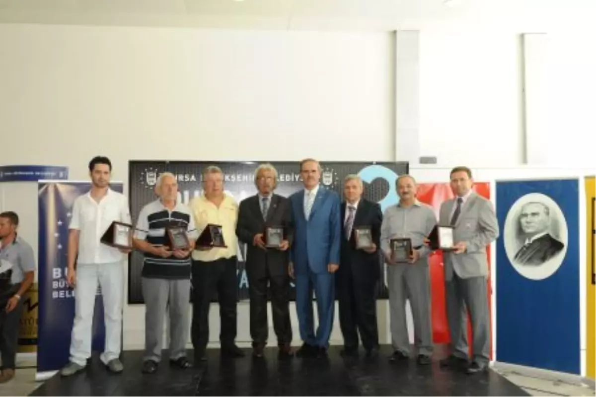 Bursa Bıçağı Yeni Tasarımlarla Hayat Buluyor