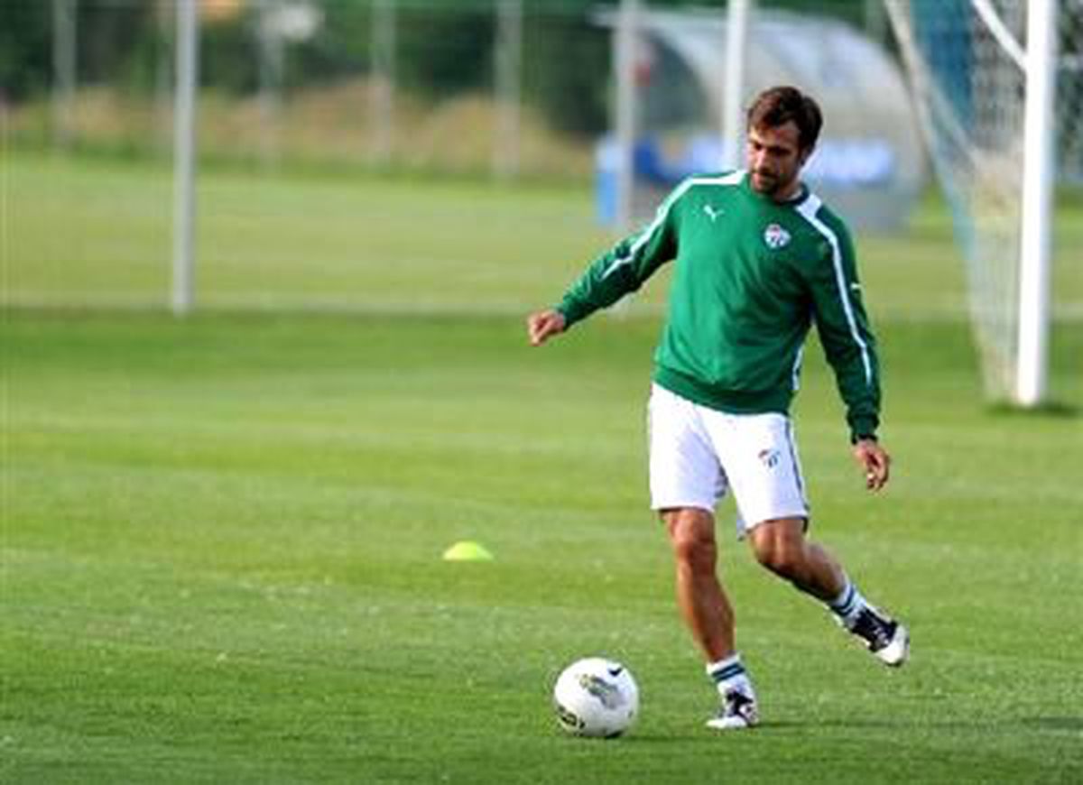 Bursaspor\'da Akşam Mesaisi