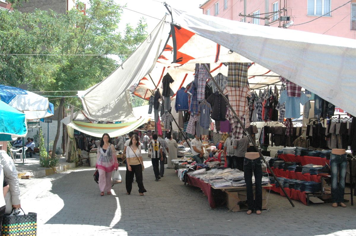 Emet Pazarı\'nın Yeri Değişiyor